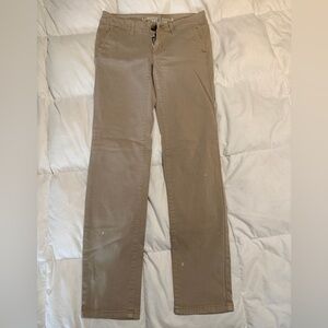 Women’s Khaki pants